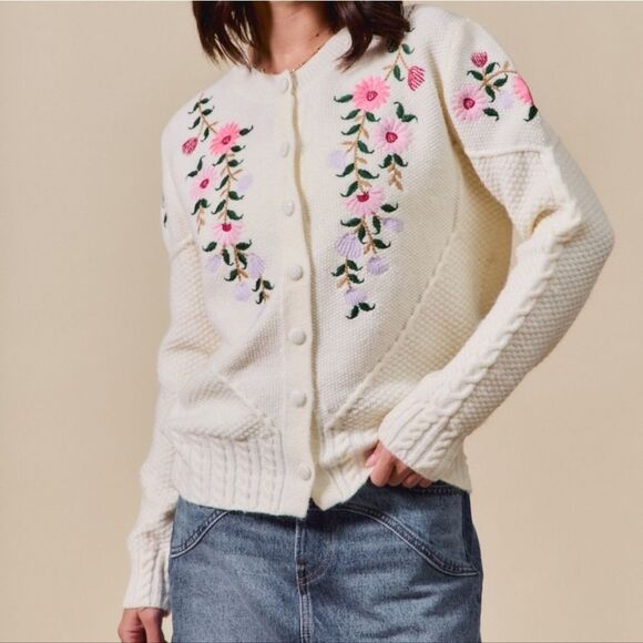 SO ME Floral Embroidered Coquette Cardigan Embroidered Cream Sweater - Picture 2 of 11